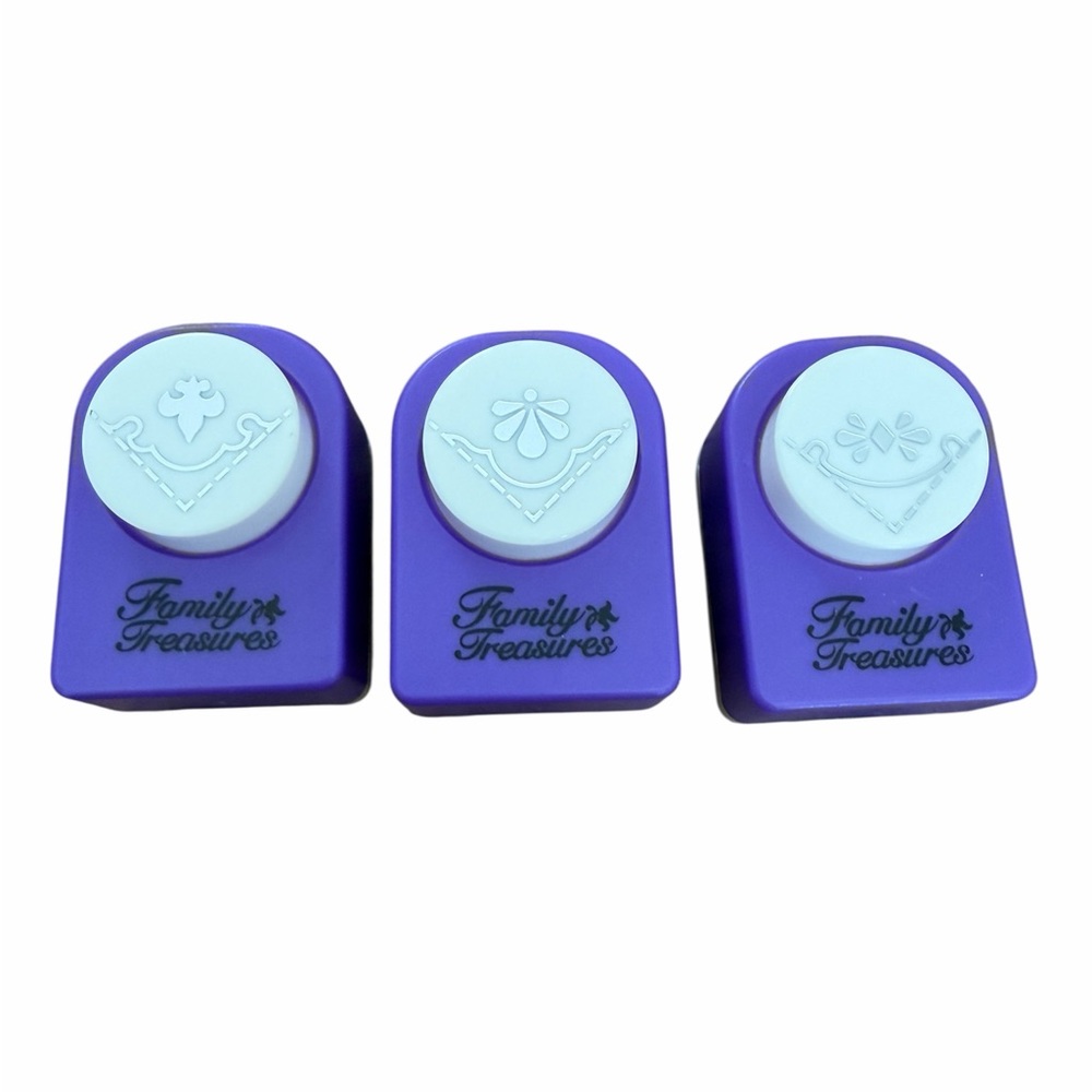 Vintage Family Treasures decorative corner paper punches set.
